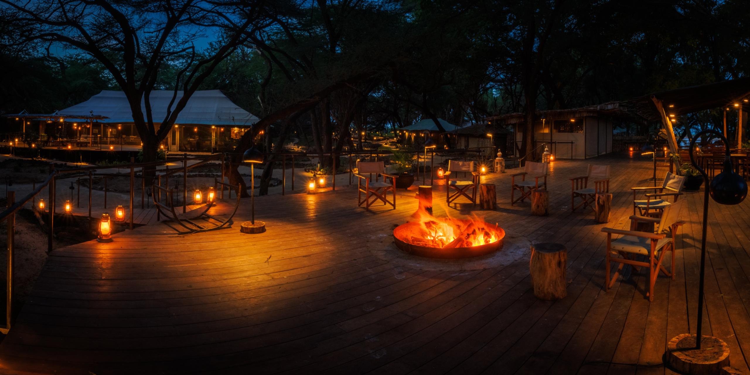 Samburu Larsens - deck with fire pit area